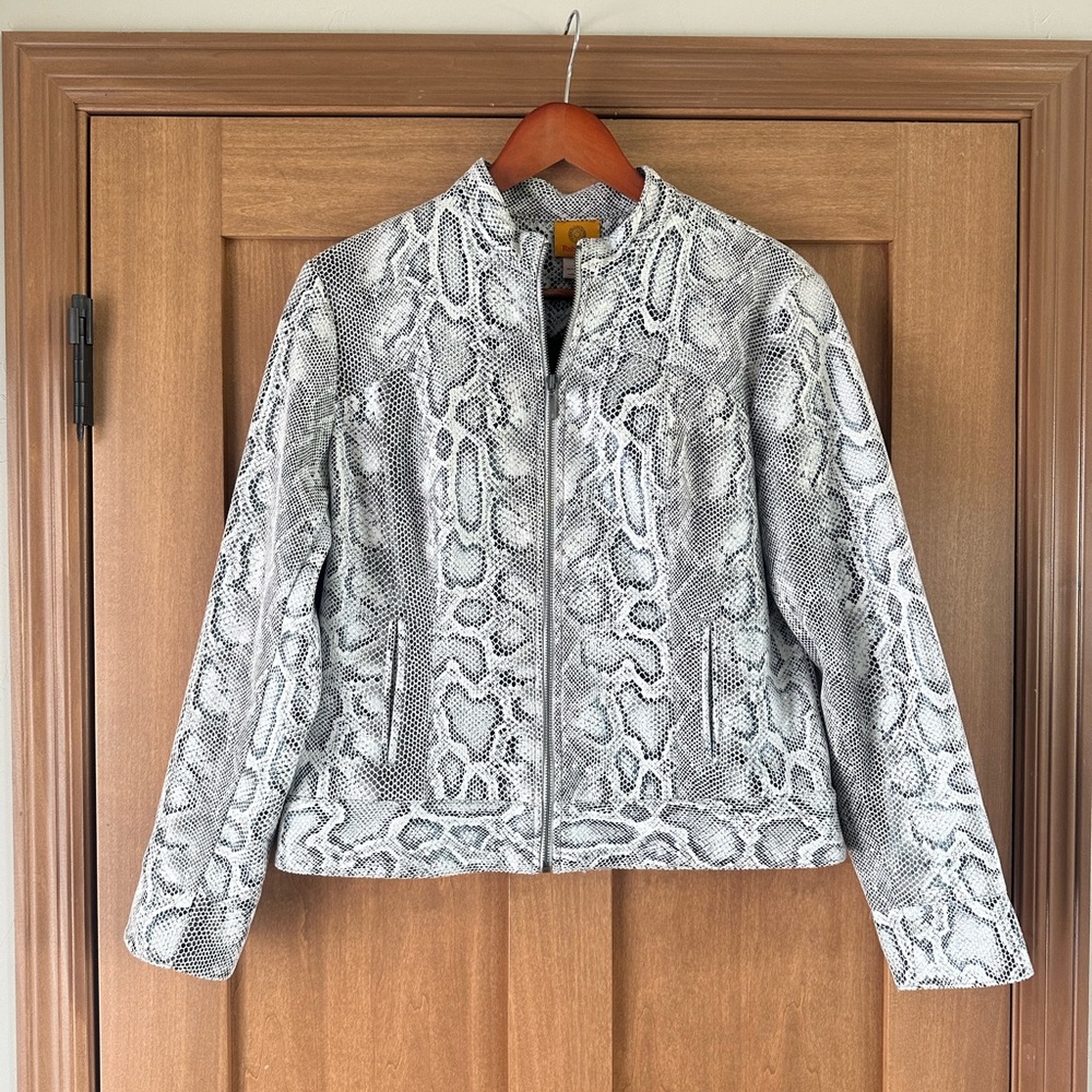 Ruby Rd. Snake Skin Print Faux Leather Jacket Women’s size 12